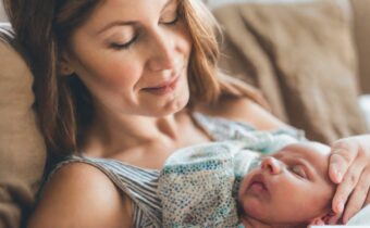 4 Breastfeeding Myths Busted