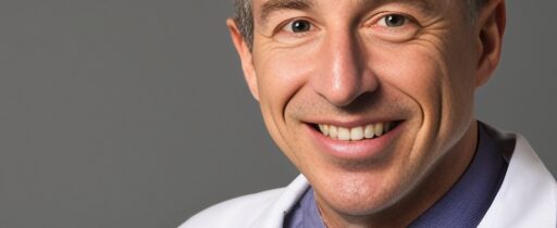 Why Dr. Frank Lipman Provides His Own Staffers With Health Coaches