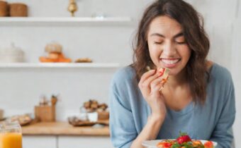 3 Self-Care Practices That Can Help with Emotional Eating