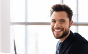 Here’s Exactly How to Follow Up on a Job Application Without Being *Too* Annoying