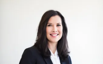 How to Develop a Positive Mindset at Work, According to a Happiness Researcher