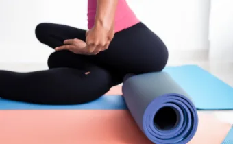 Jade vs. Manduka yoga mat throwdown! Which one wins?