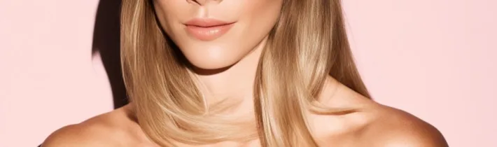 My Five Beauty Obsessions: How Makeup Artist Jacey Duprie Gets Glam Skin