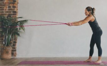 Skip the Gym! Here Are 15 Rope Exercises You Can Do Anywhere