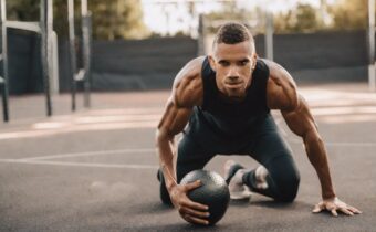 The 14 best medicine balls of 2022, according to fitness experts