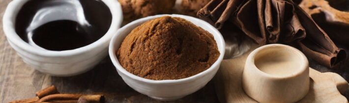 7 Molasses Substitutes for Baking