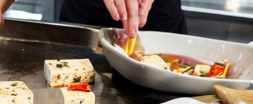 A Top Chef Is Teaching New Yorkers How to Make Their Own Tofu