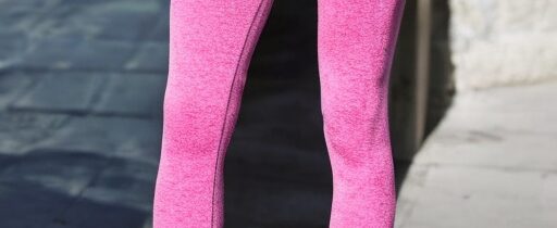 Should You Wear Underwear With Leggings? Experts Weigh In