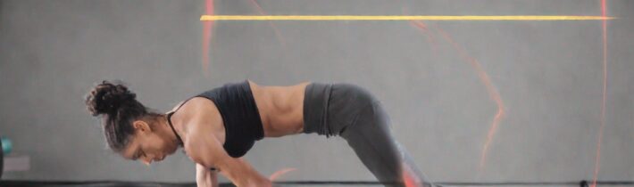 This Core Workout Also Helps Improve Your Posture and Balance