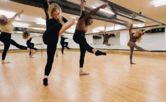 Dance Therapy: Benefits and How It Works