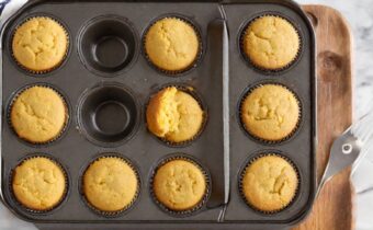 These healthy gluten-free cornbread muffins deserve a spot on your brunch table