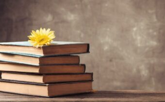 21 Best Positive Psychology Books to Boost Your Happiness in 2022
