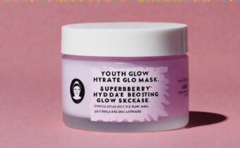 Youth to the People Superberry Hydrate and Glow Mask Review: Radiance Boosting Skincare