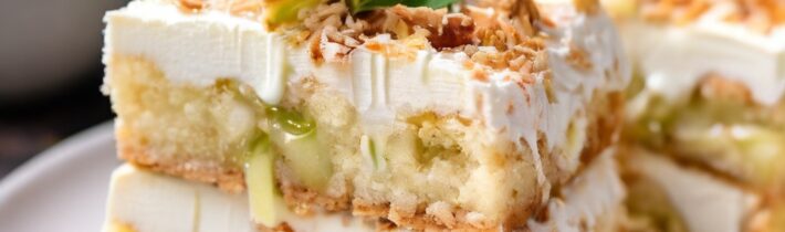 Apple Coconut Cake Bars: A Delightful and Wholesome Treat