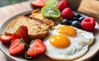 Simple Breakfast Swaps for a Healthier Start to Your Day