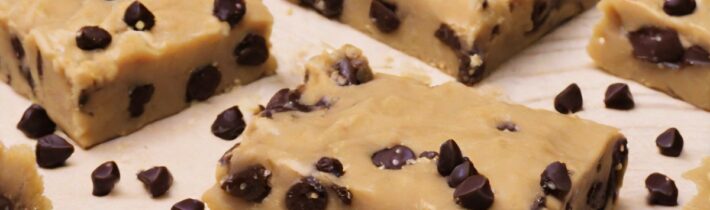 This Cookie Dough Bar Recipe Is 100% Vegan and Perfect for Anyone On a Health Kick