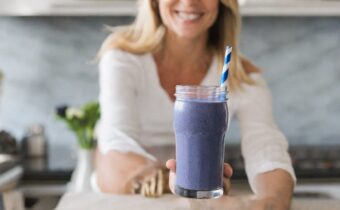 I Made the Viral Blue Zones Blueberry Smoothie—Here’s My Honest Review