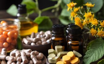 What the Latest Supplements + Multivitamins Research Says