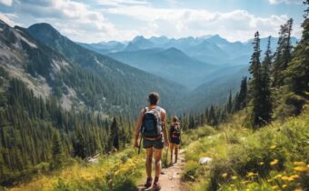 Hitting the Trails This Summer: Hiking Tips for the Whole Family
