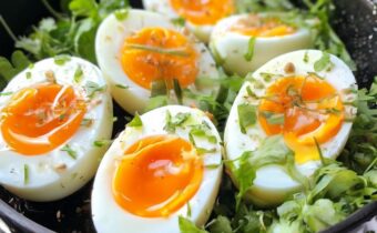 Perfectly Cooked Hard-Boiled Eggs in the Air Fryer: A Game-Changer