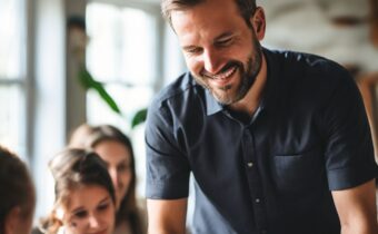 Servant Leadership: The Ultimate Guide for Positive Leaders