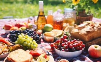 The Ultimate Guide to Picnic Food Safety, According to Experts