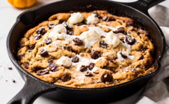 This Skillet Cookie is About to Save Your Holiday Baking Struggles