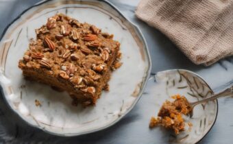 Carrot Cake Baked Oats Recipe