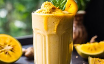 Golden Milk Smoothie Recipe