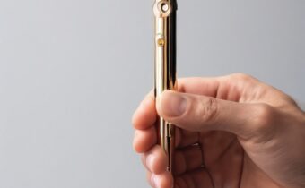 Le Wand Petite: The Compact and Powerful Pleasure Tool