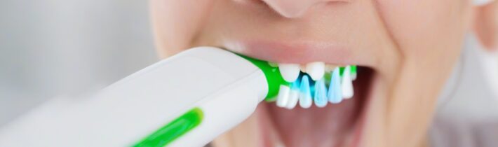 Mastering the Electric Toothbrush: Tips for Optimal Brushing Technique