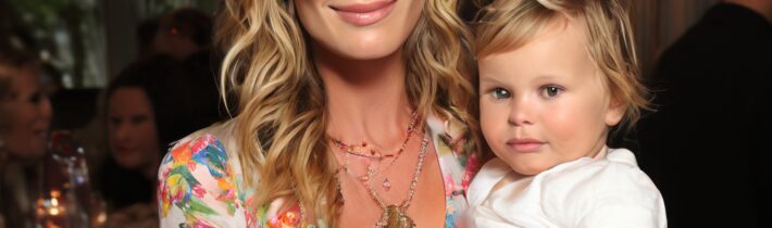 Postpartum Party: Molly Sims
