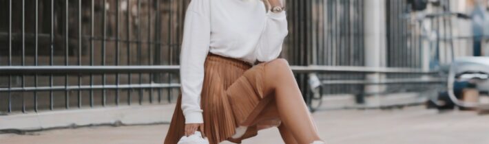 Styling Sneakers with Skirts: Fashion Guide