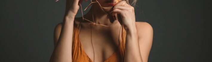 Thread the Needle Pose Guide