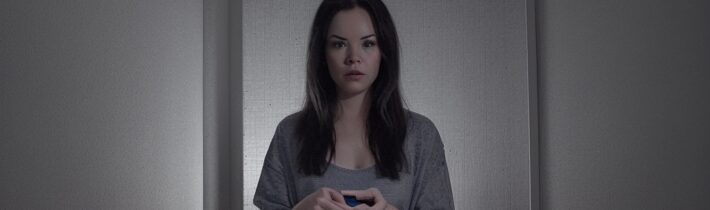 Breaking the Late-Night Scrolling Habit