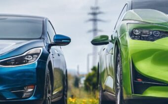 Hybrid vs Electric Cars Comparison