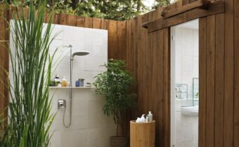 Outdoor Bathroom Etiquette