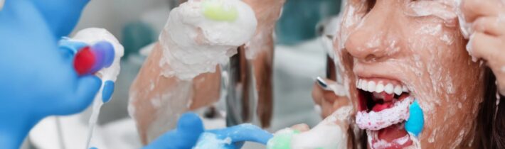 Face Washing vs Teeth Brushing Order