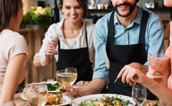 The ‘Middler’ Role at Dinners