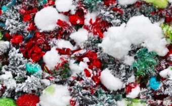 Wintertime Bad Breath: Causes and Solutions for Fresh Breath All Season Long