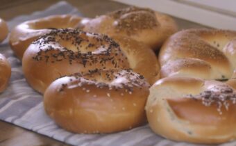 Easy Homemade Bagel Recipe