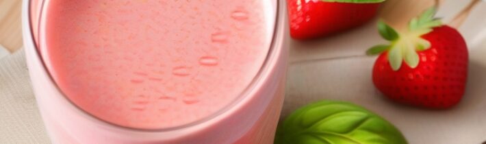 Refreshing Strawberry Basil Smoothie