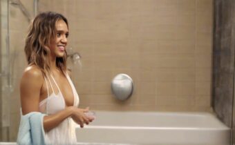 Why Jessica Alba Takes Night Showers
