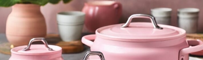 Le Creuset’s Millennial Pink Collection