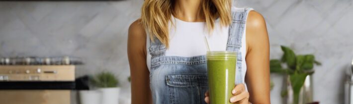 Jessica Alba’s Morning Smoothie
